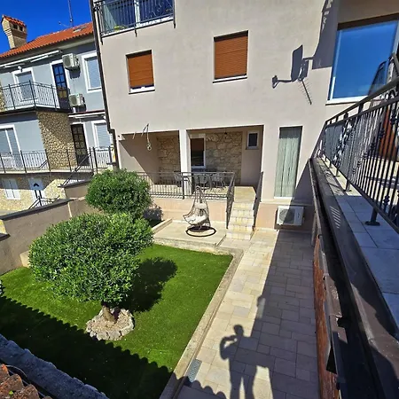 Gold Sea Apartman *